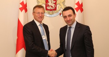 ირაკლი ღარიბაშვილი Moller-Maersk -ის აღმასრულებელ დირექტორს შეხვდა