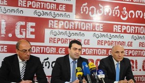 1798476_10151978916799779_2068371697_n