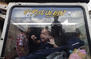 article-2554516-1B42904600000578-18_634x410