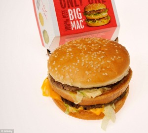 article-2554742-1B35D78500000578-702_634x572