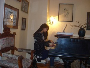 10008435_719518444745987_1169356855_n