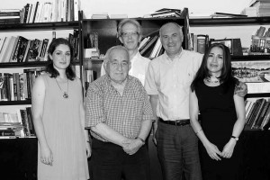 10151441_722557474442084_136044769_n