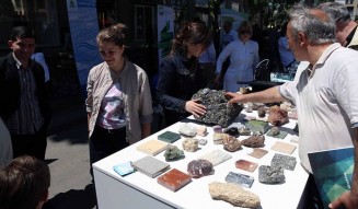 10296874_664710470243897_1366118073293430206_n