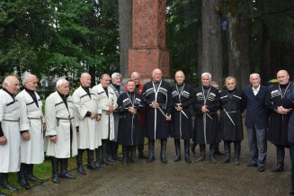 10320548_664710413577236_7126563286452490115_n