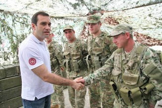 10358022_911369388891078_268155732_n