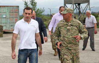 10520896_911369382224412_1872571036_n