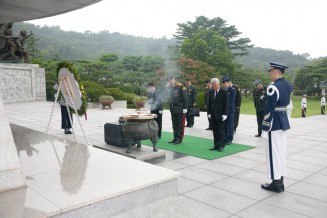 10527790_812409045458506_7101248495407745906_n