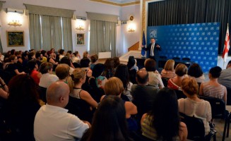 10544968_876687992359495_1567525809_n