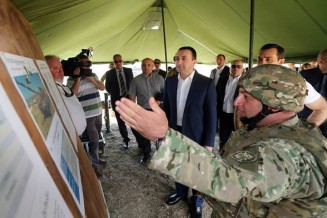 10561646_693310210760058_1912161596390808279_n