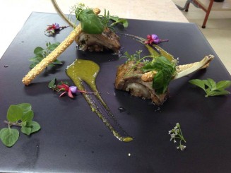 10569954_876279559067005_1295933788_n