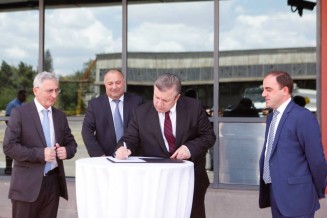 10576920_744157425630145_779521133_n