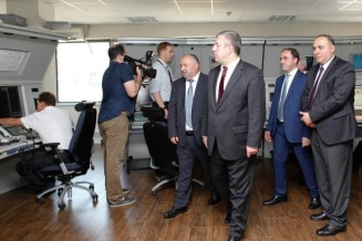 10578332_744157362296818_637050135_n