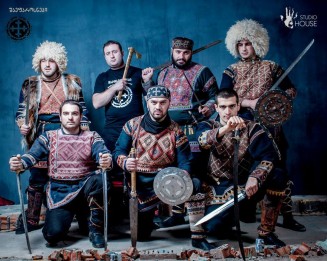 10615886_890897324271895_1164954385_n