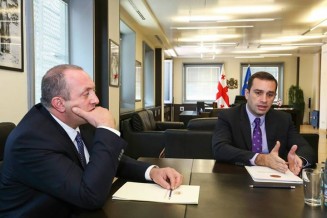 10635901_321157574719189_6847492868497903195_n