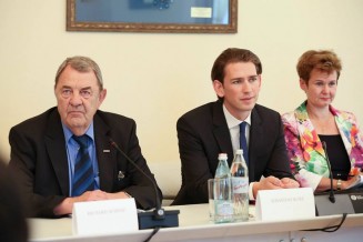 10472794_333229573511989_7630470995922584405_n