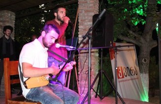 10581084_300820343457489_920735205_n