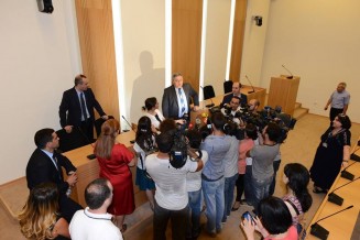 10637788_292796547593202_1711453360_n