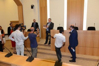 10660507_292796697593187_1175668610_n