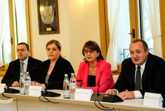 10665915_333229500178663_5935897681990250329_n