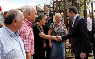 10695188_937908649570485_594894828_n