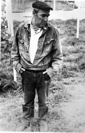 10695256_10202983357171129_749409779_n