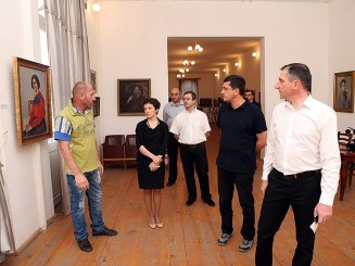 10696204_702486266466624_6646535856169118408_n