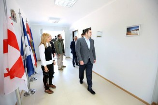 10703516_896379710390792_5187796537057663382_n