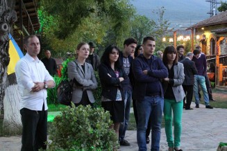 10711181_300820400124150_926496697_n