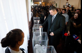 10421269_849679935052371_5522075027052716165_n