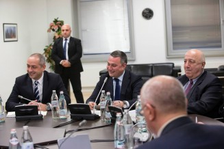 10680071_353892118112401_4388984891602989124_o