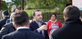 10702139_737853759639036_6045654554410173654_n