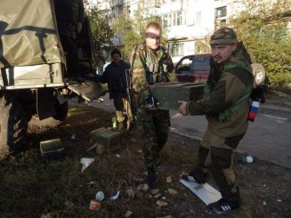 10715917_843038095736430_2107902155_n