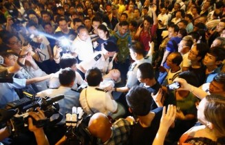 10719298_843558879017685_1324452274_n