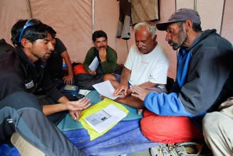 10728517_856216887751884_1412386998_n