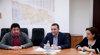 10367679_744902718934140_6323476687912004036_n