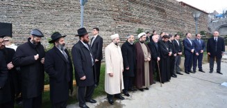 10730842_752921704798908_3814844596256774102_n