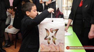 10748732_847932048562623_1041671406_n