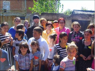 10799398_756910991024622_1784675243_n