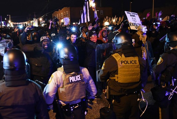 10833796_874741542566085_2000834575_n