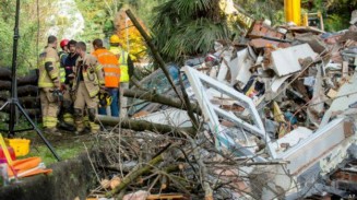 974733_869763963063843_585335326_n