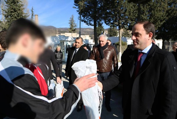 10559826_742842202458480_8837498385784405398_n