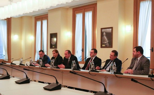 10675797_375402135961399_8947787850101274942_n