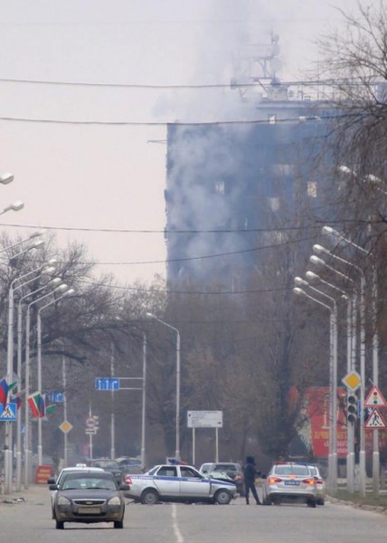 10833577_879980505375522_1621121511_n