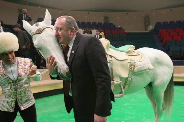 10841344_324569387749251_1856097897_n