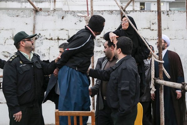 10863673_888823264491246_405157287_n