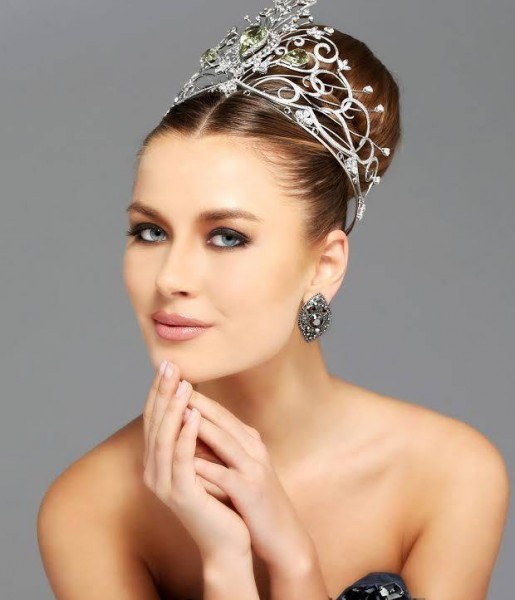 10863747_889496357757270_1124996119_n