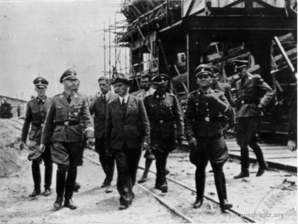 10884561_1525017441083161_963171861_n