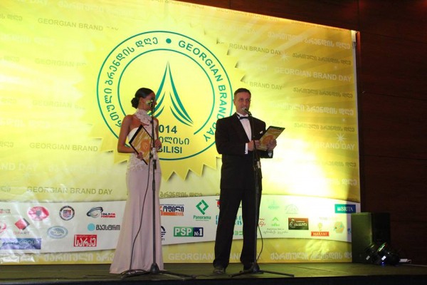 10884778_906666956023957_1275377770_n