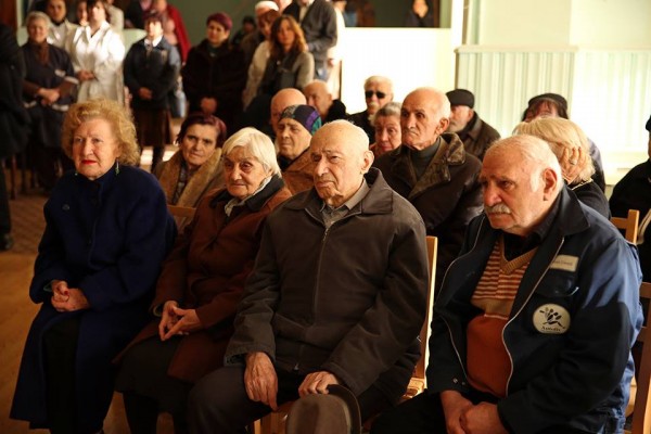 10885216_999180340098566_1545887368360304774_n