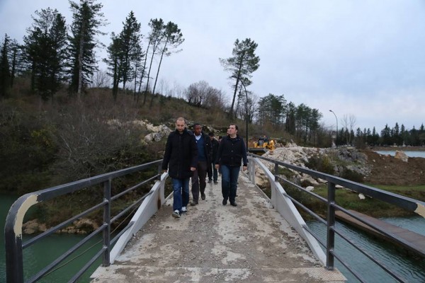 10897944_909826209050502_363221313753422008_n